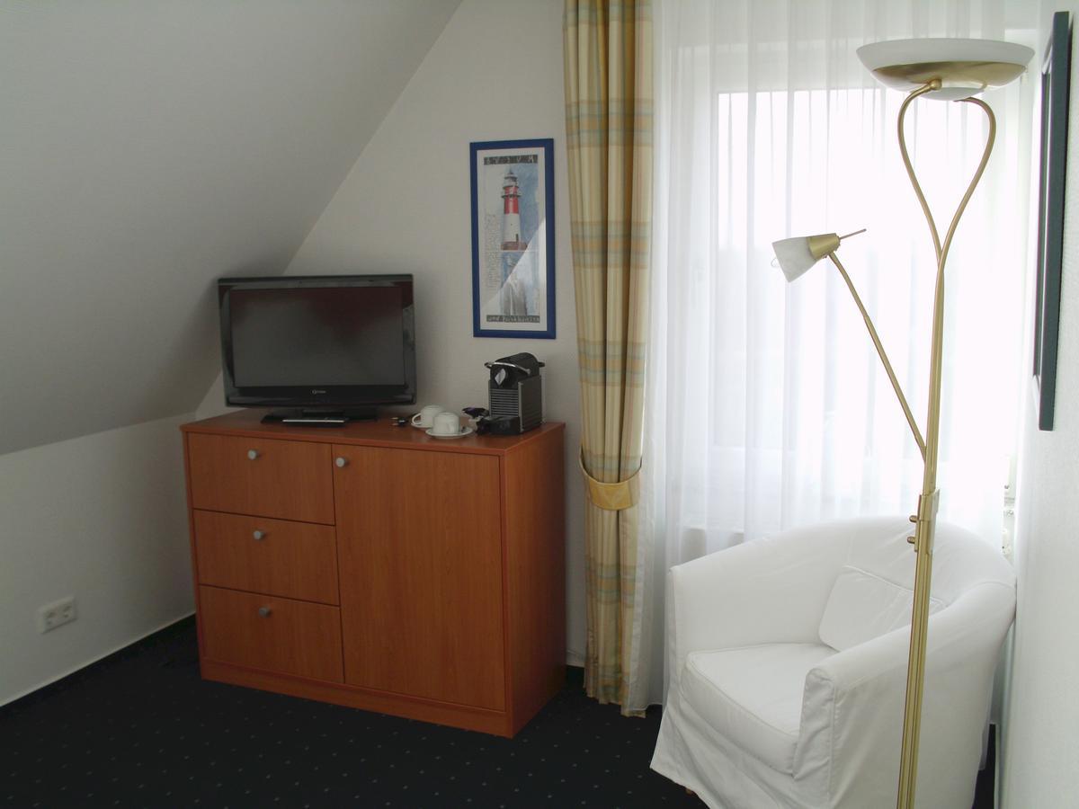 Hotel Haus Koebesine Juist Zewnętrze zdjęcie